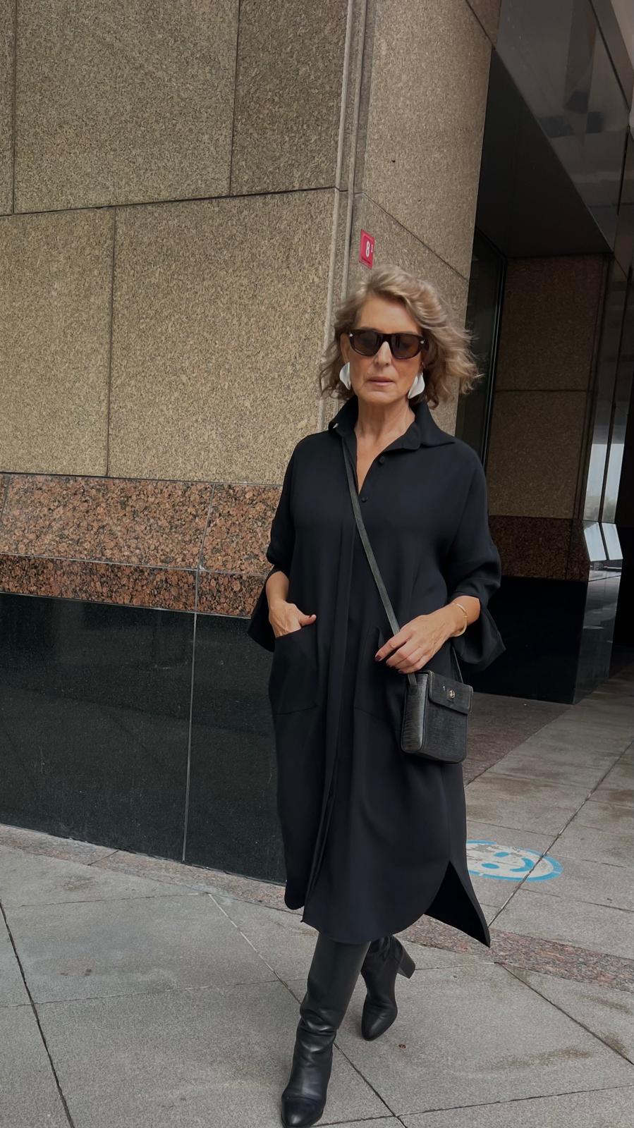 Siyah Krep Valentin Elbise Pardesü