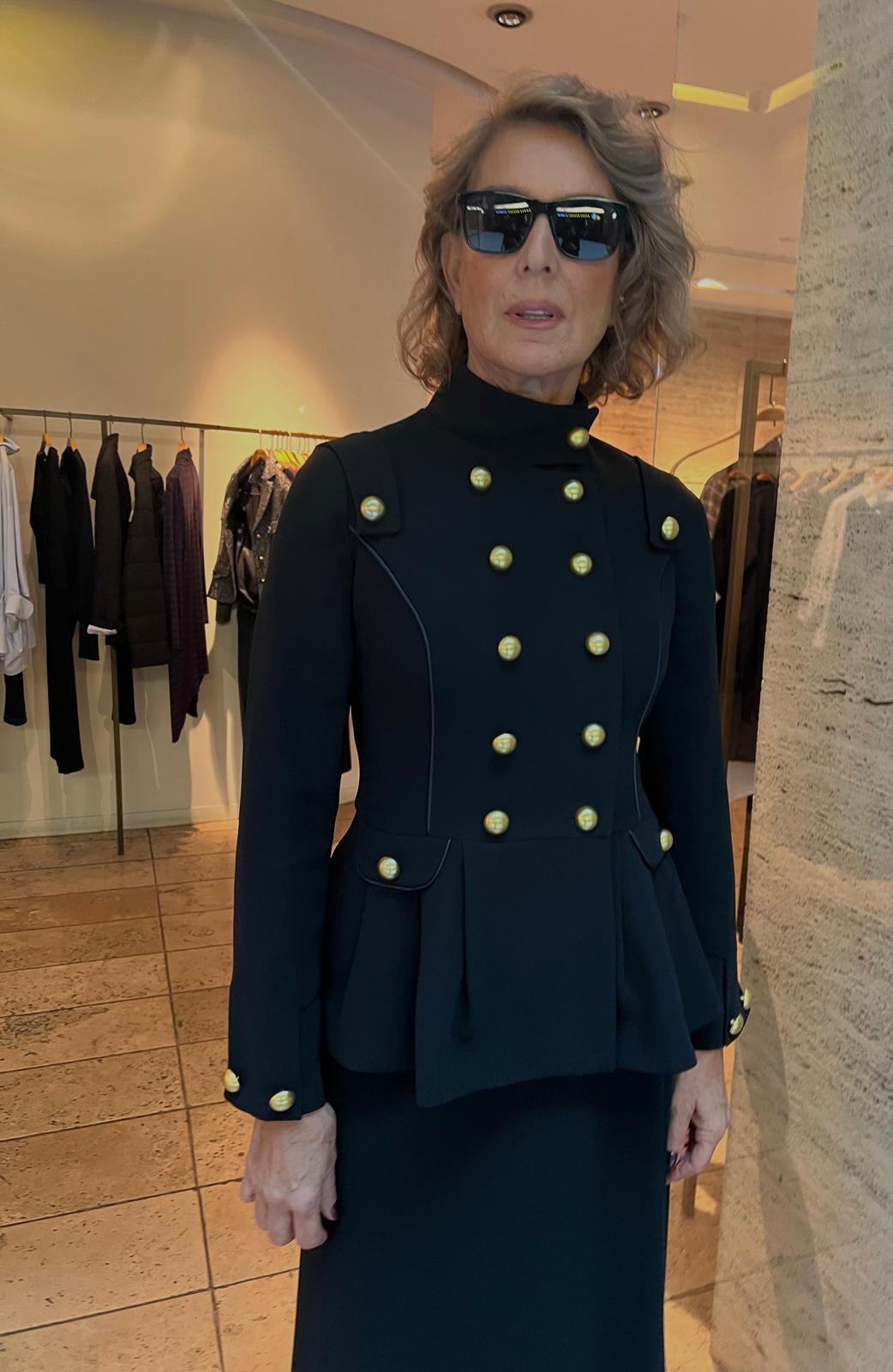 Siyah Bol Düğmeli Vücuda Oturan Krep Asker Ceket