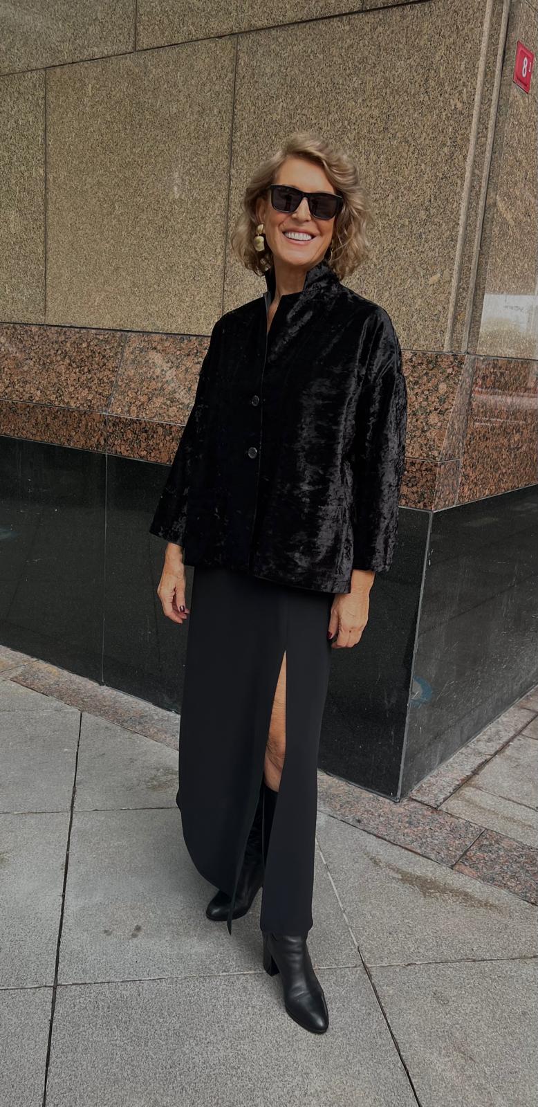 Siyah Özel Kadife Rahat Kalıp Astarsız İki Düğmeli Ceket