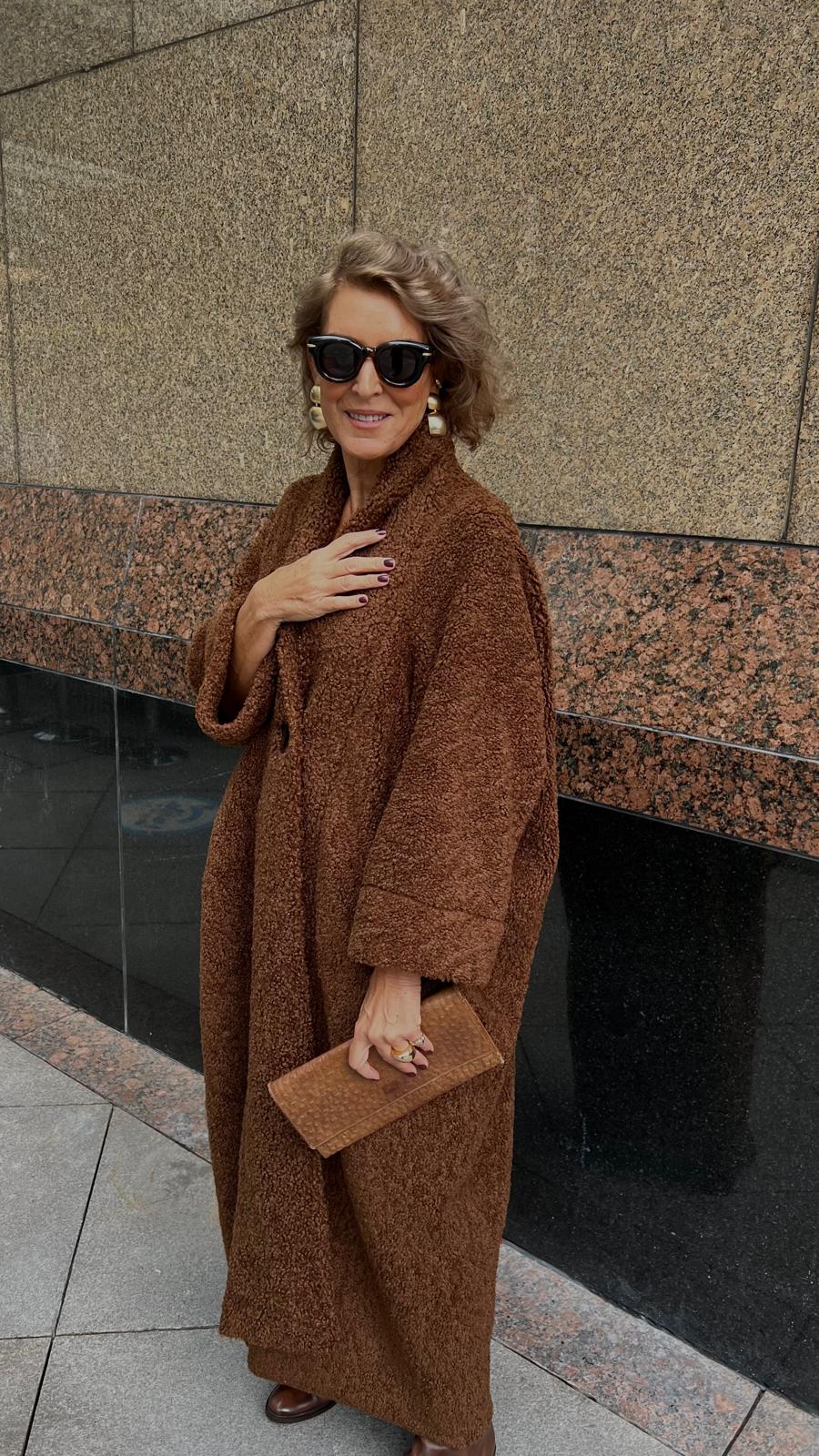 Kahverengi Rahat Modern Kalıp Yumuşak Peluş Palto