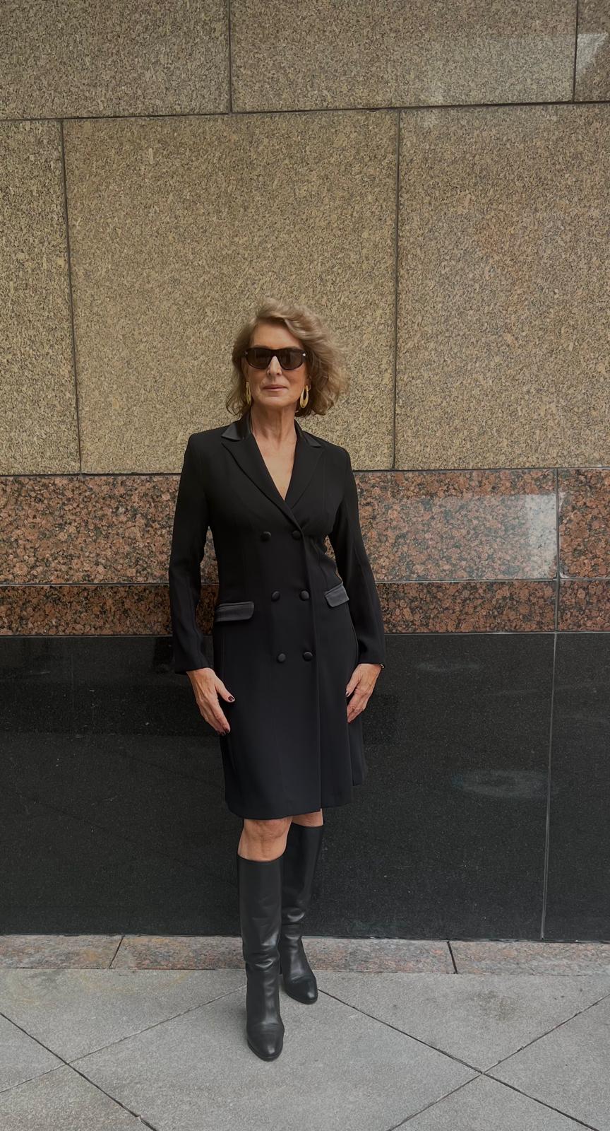 Siyah Krep Saten Yaka Kruvaze Elbise