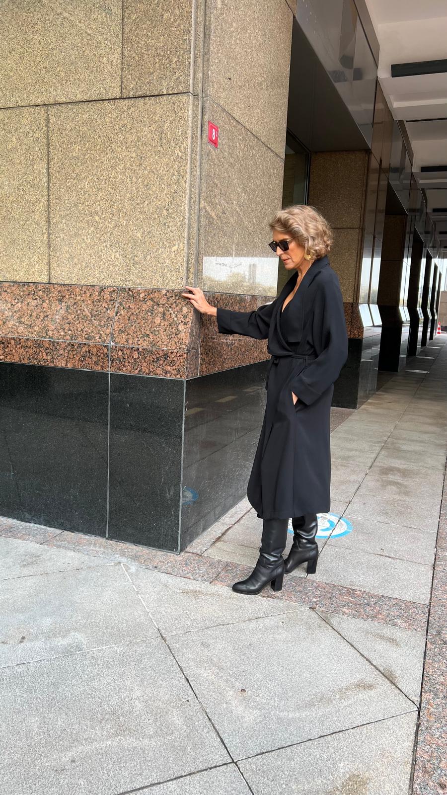 Siyah Armani Krep Raht Kalıp Kemerli Pardesü