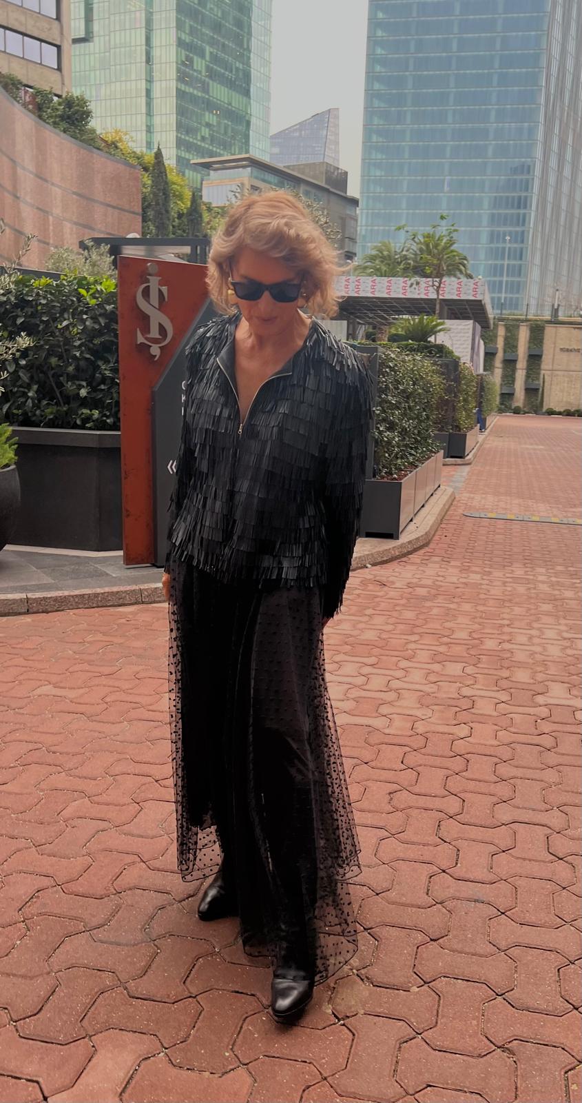 Siyah Püsküllü Deri Ceket