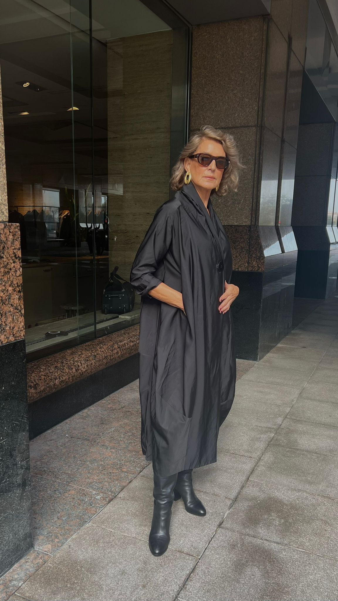 Siyah Jali Rahat Bol Kesim Pardesü Palto