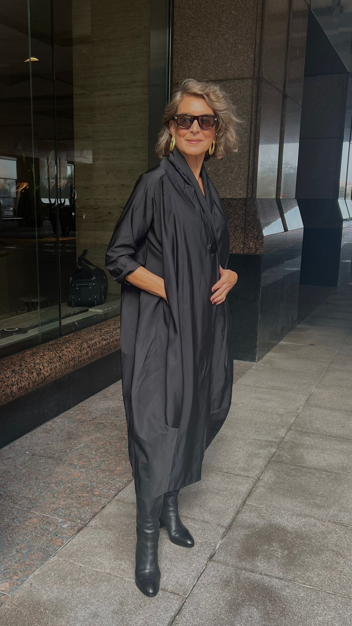 Siyah Jali Rahat Bol Kesim Pardesü Palto