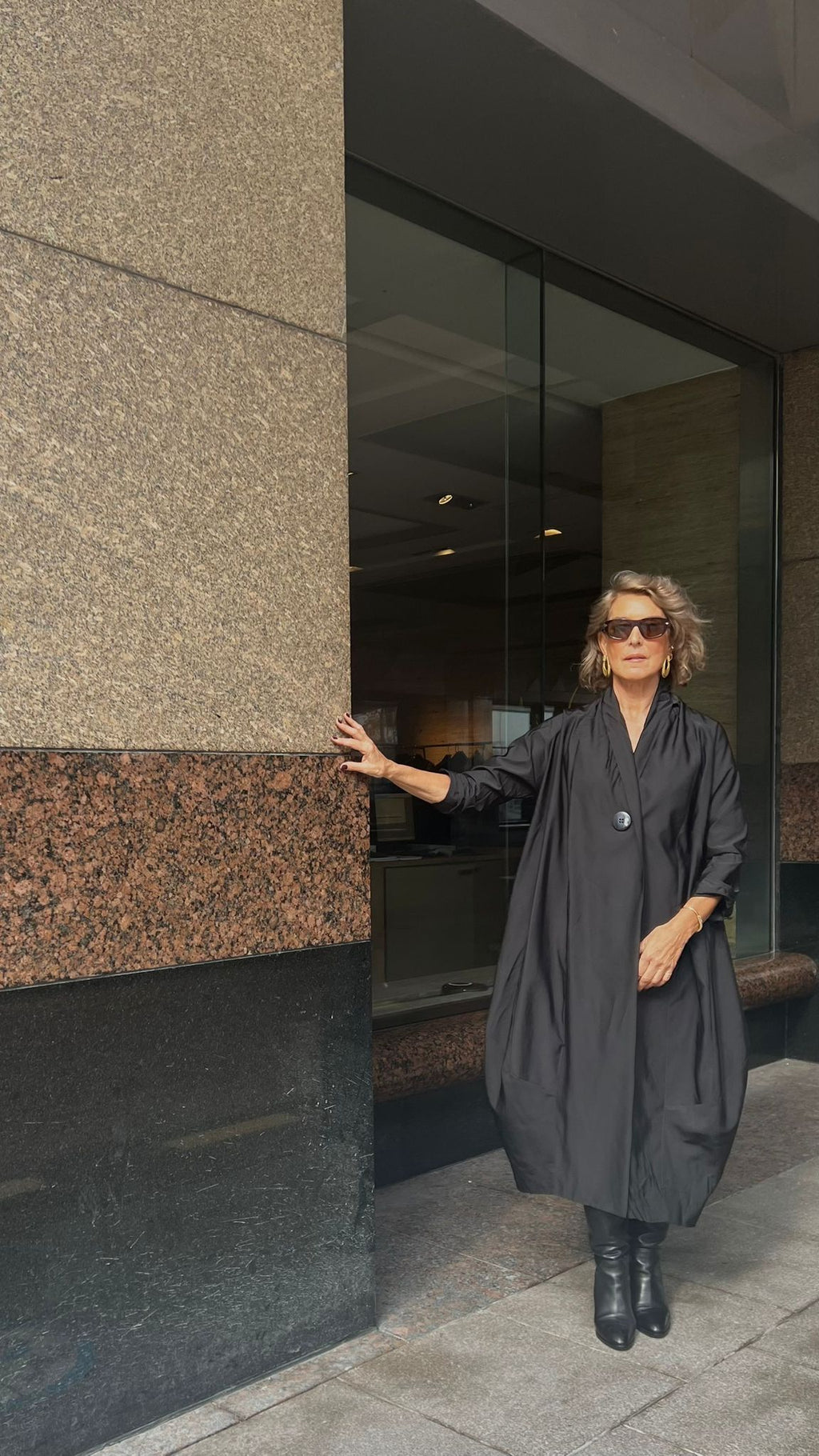 Siyah Jali Rahat Bol Kesim Pardesü Palto