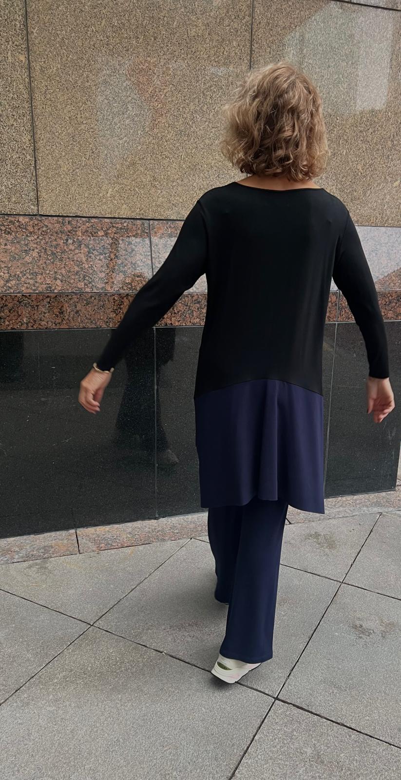 Eteği Garnili V Tunik