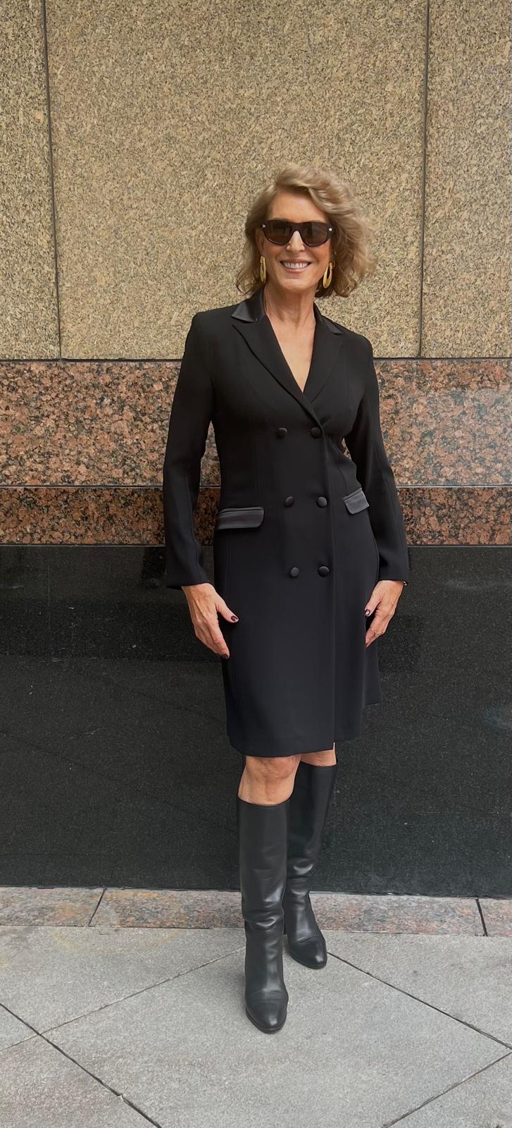 Siyah Krep Saten Yaka Kruvaze Elbise