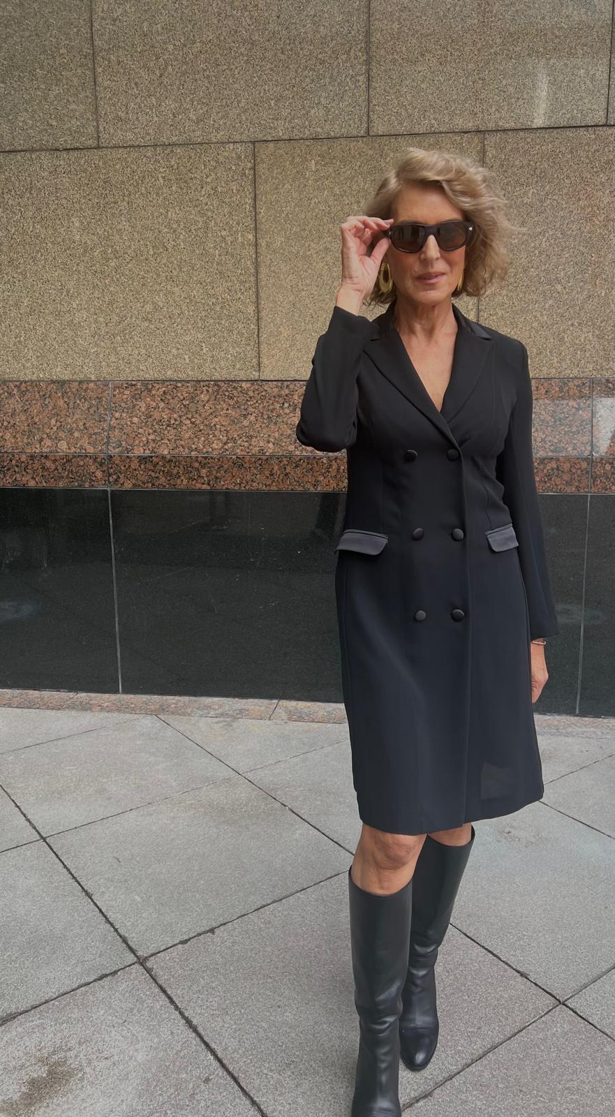 Siyah Krep Saten Yaka Kruvaze Elbise